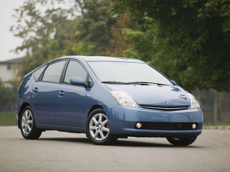  Toyota Prius 2003 года  (US) (фото 16 из 23)